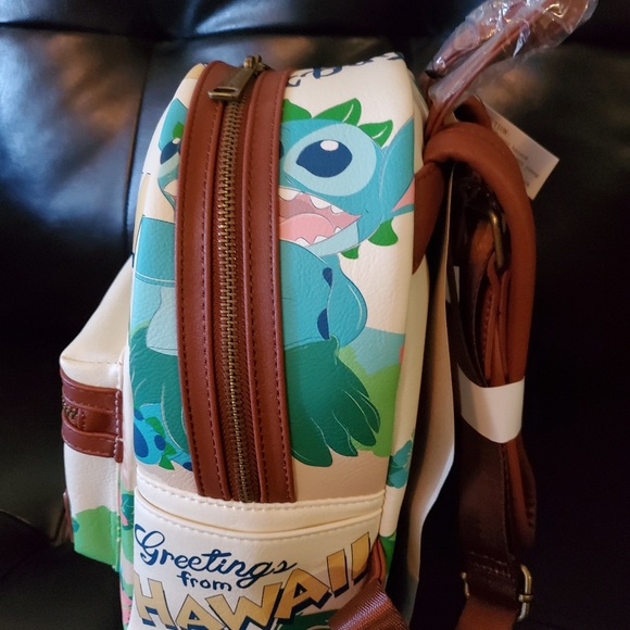 Loungefly Greetings from Hawaii Stitch BACKPACK main image 4